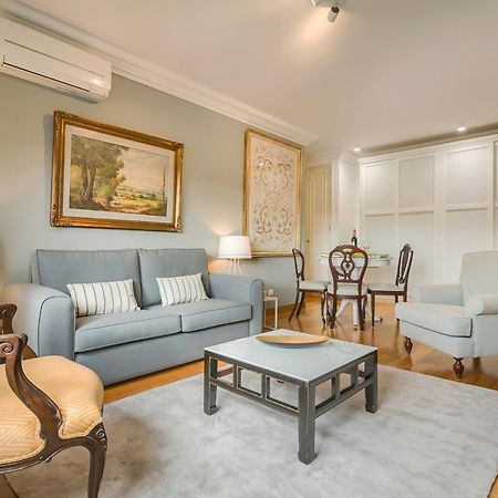Sao Bento Gallery Apartment Lisbon Luaran gambar